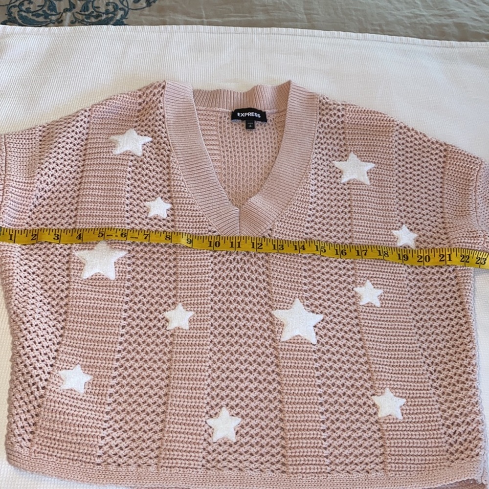 Woman’s Express V Neck Pink and White Star Sweater Size Small - Picture 10 of 12